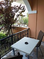 Antzela Apartments