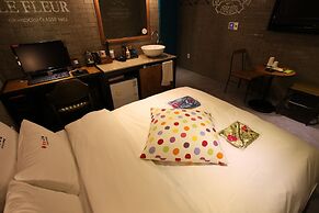 Hotel Yaja Guri Sutaek