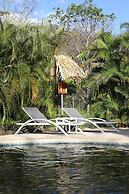 Mikado Natural Lodge