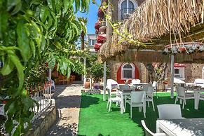 Otel Türk Evi