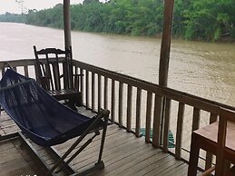 Green Bamboo Lodge