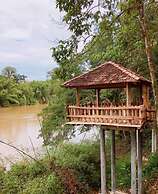 Green Bamboo Lodge