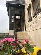 Eli Guest House