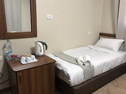 Eli Guest House