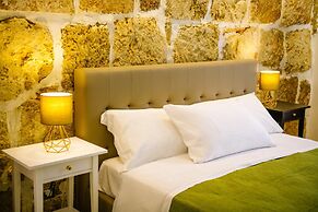 Regina Elena Charme Rooms