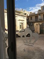 Regina Elena Charme Rooms