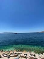 Blue Bay Hotel