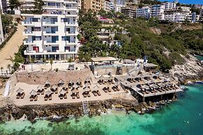 Blue Bay Hotel