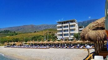 Pastarella Beachfront Resort