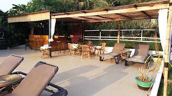 Q Bungalows