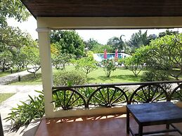 Q Bungalows
