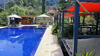 Q Bungalows