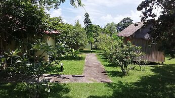 Q Bungalows