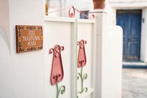 Rose Traditional House