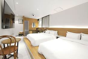 Brown-Dot Hotel Gwangyang Deokrye