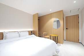 Brown-Dot Hotel Gwangyang Deokrye