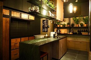 PInHouse
