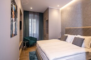 Teatro Suite & Rooms