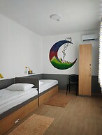 Freelander Work and Travel Hostel