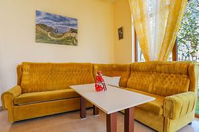 2 Bedroom Apartment in Dafinka Guest House