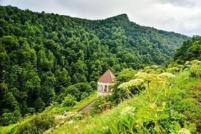 Vanatun Monastery Stay