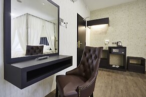 Dream Luxury Hotel