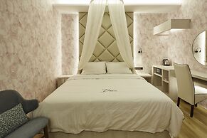Dream Luxury Hotel