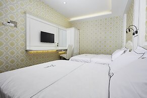 Dream Luxury Hotel