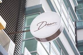 Dream Luxury Hotel
