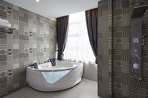 Dream Luxury Hotel