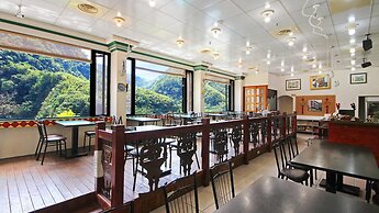 Xanadu Hostel