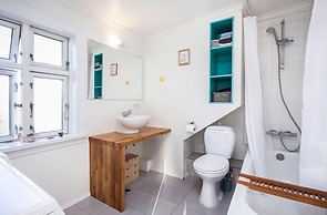 Apartment H4