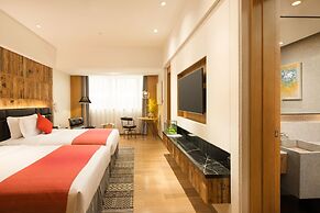 QI Hotel