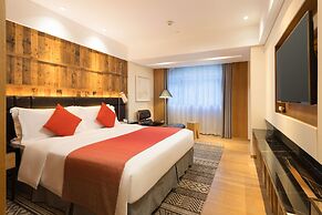 QI Hotel