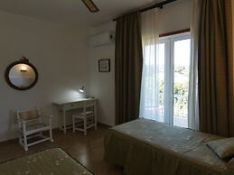 Hostal Port Fornells - Adults Only