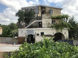 Capiedra Hotel