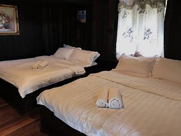 Tim's Seaside Hideout Resort