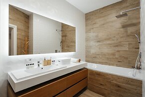 Prestige Plaza Apartments