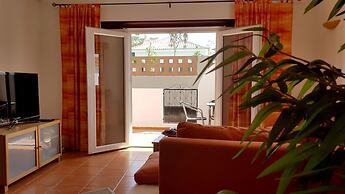 Cozy Apartment near the beach