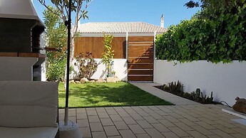 Magnific Studio with a cozy garden