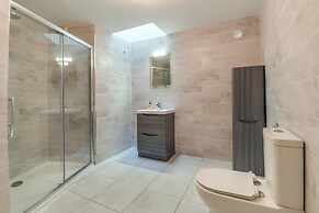 The Central Park Apartment 1