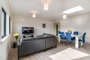 Central Park Apartment 2
