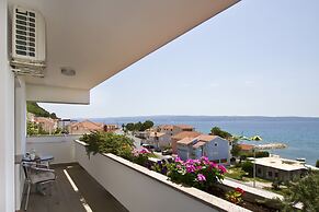 Apartment Topic near Beach