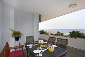 Apartment Topic near Beach