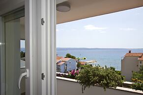 Apartment Topic near Beach