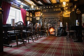 The Fox and Hounds
