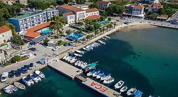Hotel Lumbarda
