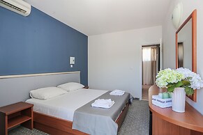 Hotel Lumbarda