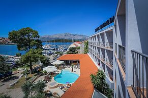 Hotel Lumbarda