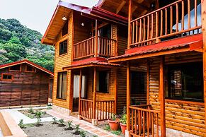 Clusia Lodge